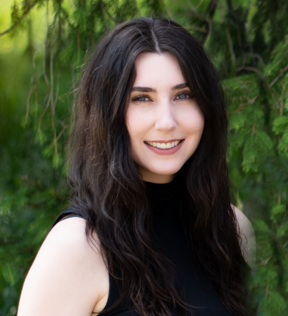 Tessa Uez, Marketing Manager.